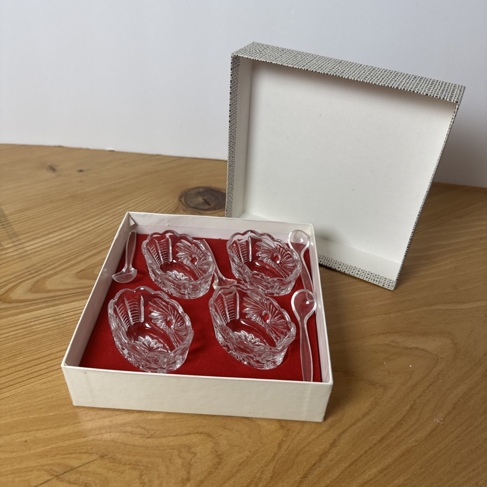 VTG Set of 4 Clear Crystal Open Salt Cellar W/Spoons Art Deco Style Japan In Box